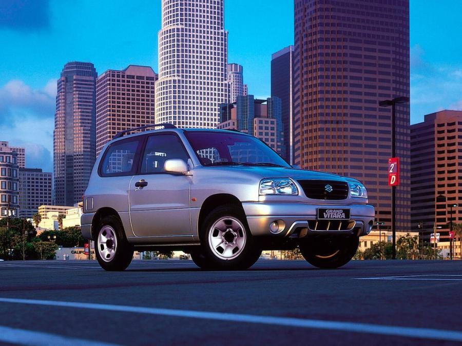  Suzuki Grand Vitara 3-Door 1998 года  (фото 4 из 5)